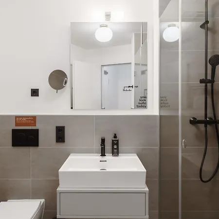 Apartment Limehome Sybelstr Berlin
