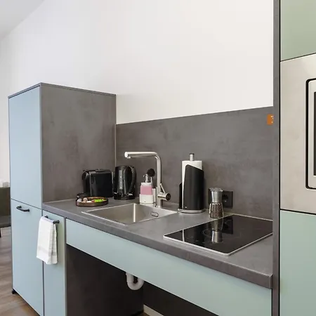 Limehome Sybelstr *