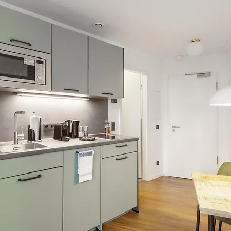 Limehome Sybelstr *