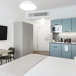 Limehome Sybelstr Apartmán *