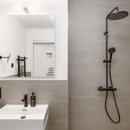 Διαμέρισμα Limehome Sybelstr
