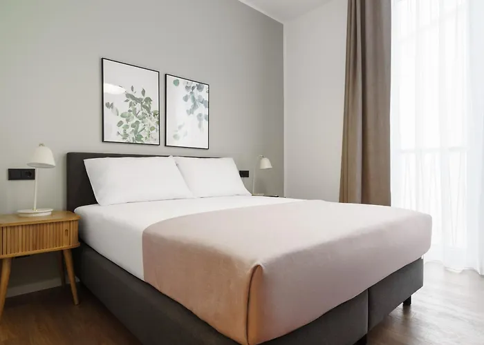 Limehome Sybelstr Daire Berlin