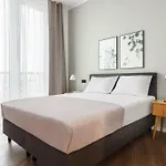 Limehome Sybelstr * ברלין