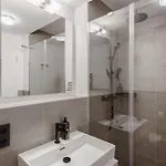 Limehome Sybelstr *
